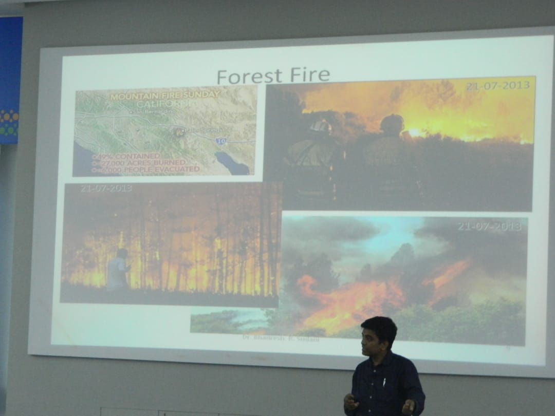 ecoclubgecv's tweet photo. Environmental sensitization by Eco Club @ Meril Academy, Vapi. MAA FOUNDATION. By Dr. B. R. Sudani.. https://t.co/baGyQSGZhZ