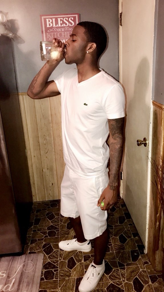 DesignerDro_'s tweet photo. Ain’t Got no Regrets I Cant complain My Life is Great https://t.co/66EXJqT7LM
