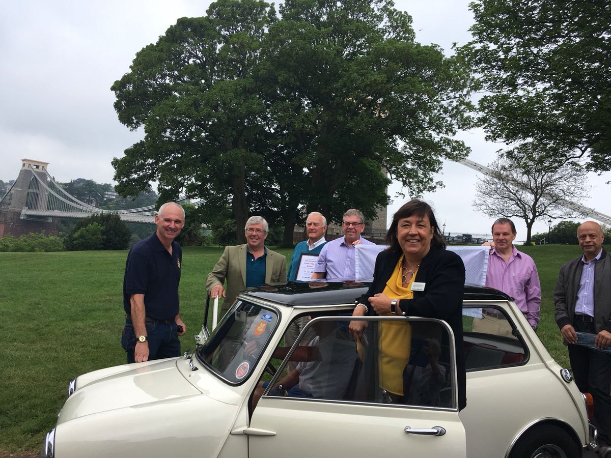 LifelitesOrg's tweet photo. We're now at the end of day four of #liftforlifelites, having luckily escaped all the thundery downpours! In the last 48 hours Simone has been to Dorset, Devon, Cornwall, Somerset, Bristol, Berkshire and Wiltshire. Thank you to everyone who has supported @LifelitesCEO https://t.co/ZA7DNijKaQ
