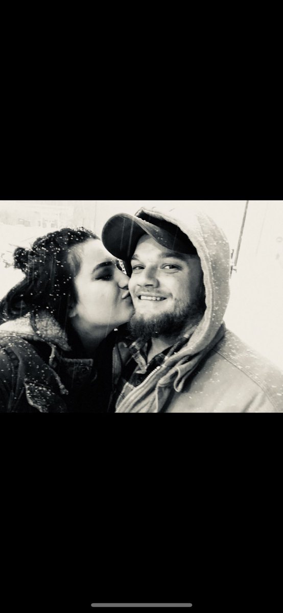 Alyssa_Cupit's tweet photo. Happy birthday babe ❤️🎉 https://t.co/KLPfm1CJN6