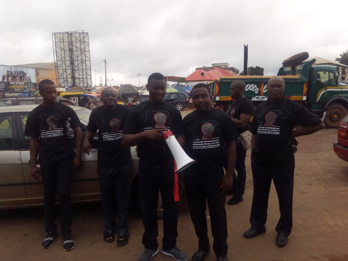 Kanu4governor's tweet photo. Let our voices be heard loud and clear, we deserve Adequate security , because we have a Right To Life, the senseless killings must Stop
#NationalDayOfMourning #OneTooManyDeaths #SenselessKillings https://t.co/y9FdrsRZrn