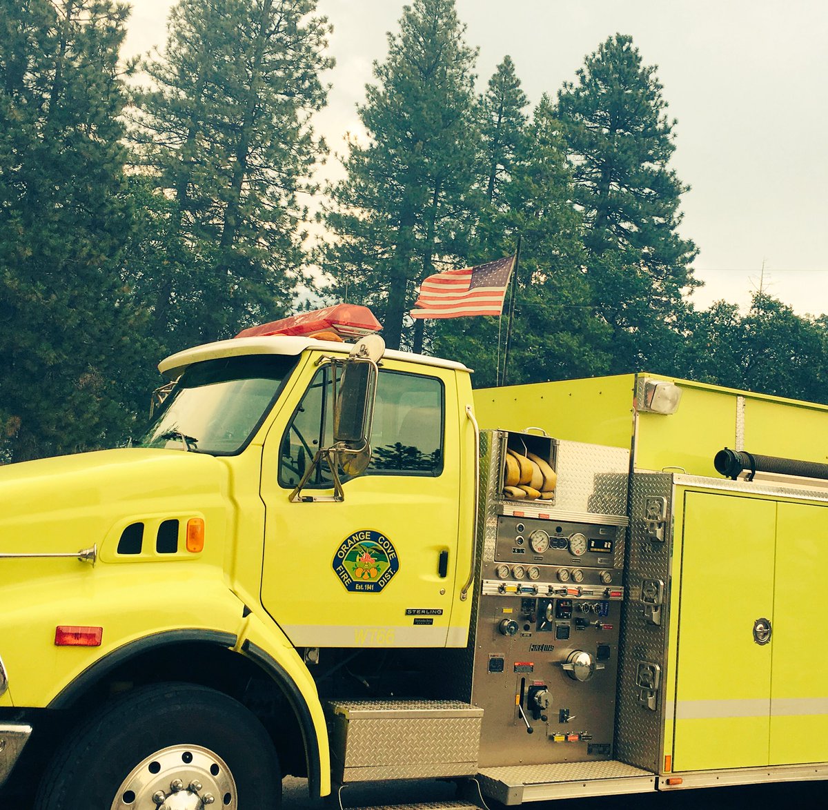 OrangeCoveFire's tweet photo. Thank you to all military personnel who made a great sacrifice for our freedom and country 🇺🇸🇺🇸🇺🇸 #MemorialDay2018 https://t.co/0S4XXJaLGj