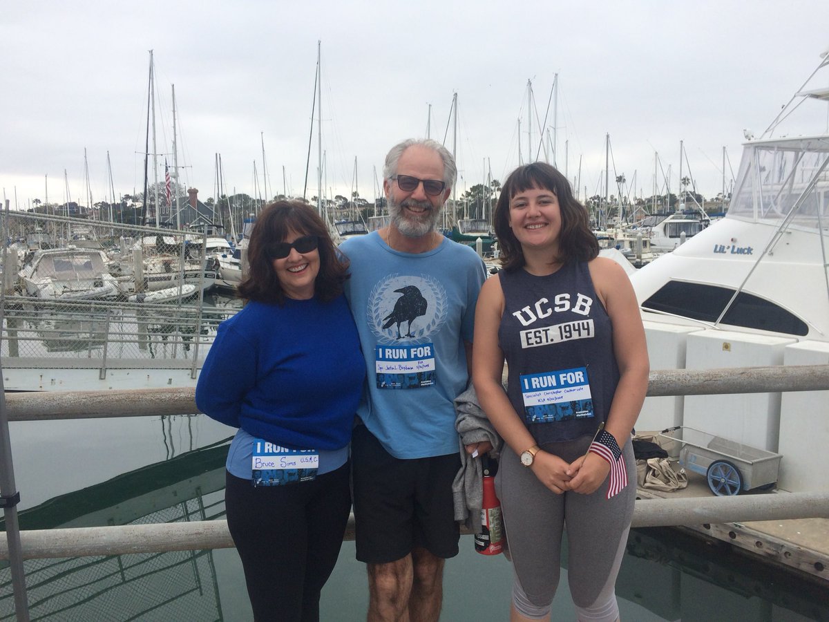 mkomorris's tweet photo. Honored to run the ‘Wear Blue to Remember’ 5k this morning. A Memorial &amp; tribute to the service &amp; sacrifices of both active military families &amp; our fallen soldiers #runinblue https://t.co/L8c9ZVWsLv