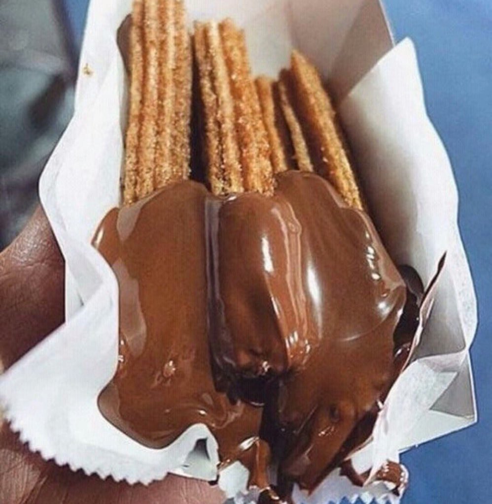 agusquintela_'s tweet photo. estoy para unos churros con nutella https://t.co/3K9Tqr6s0L
