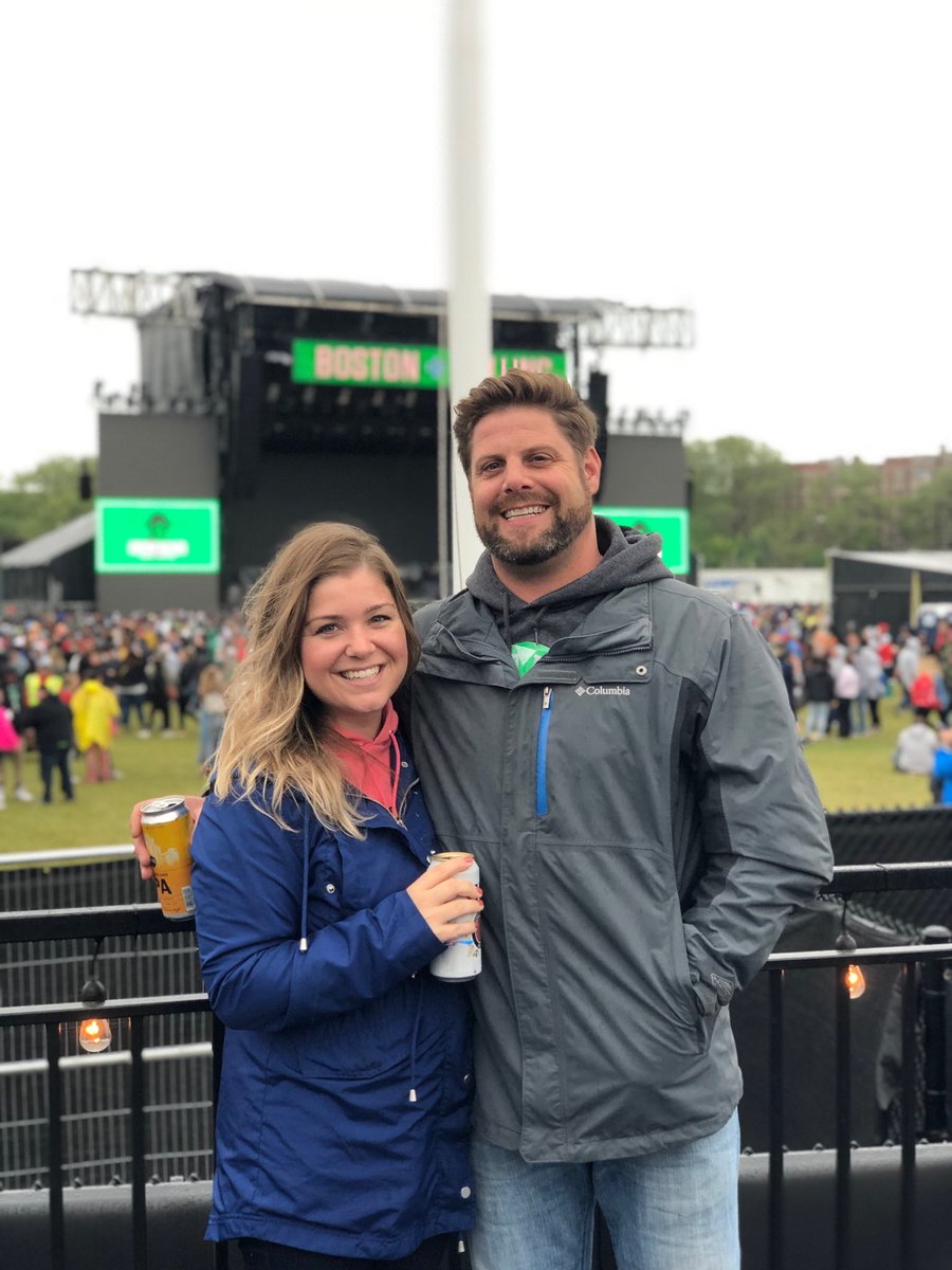 KEH0315's tweet photo. Love @bostoncalling weekend! @Eminem was unreal! #BostonCalling2018 #EMINEM https://t.co/A3UxmHW3Ui