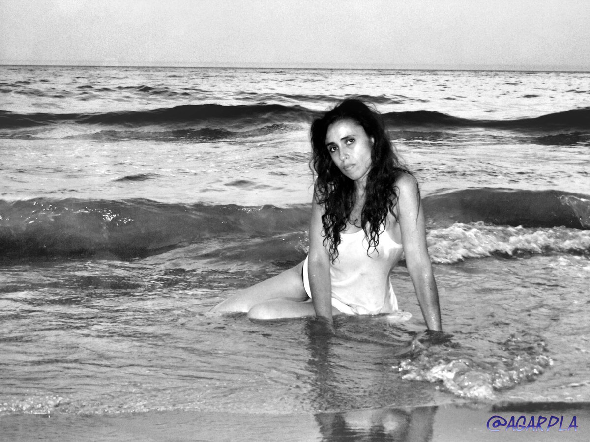 warcryna's tweet photo. La Playa.... https://t.co/ttOojxXwCO