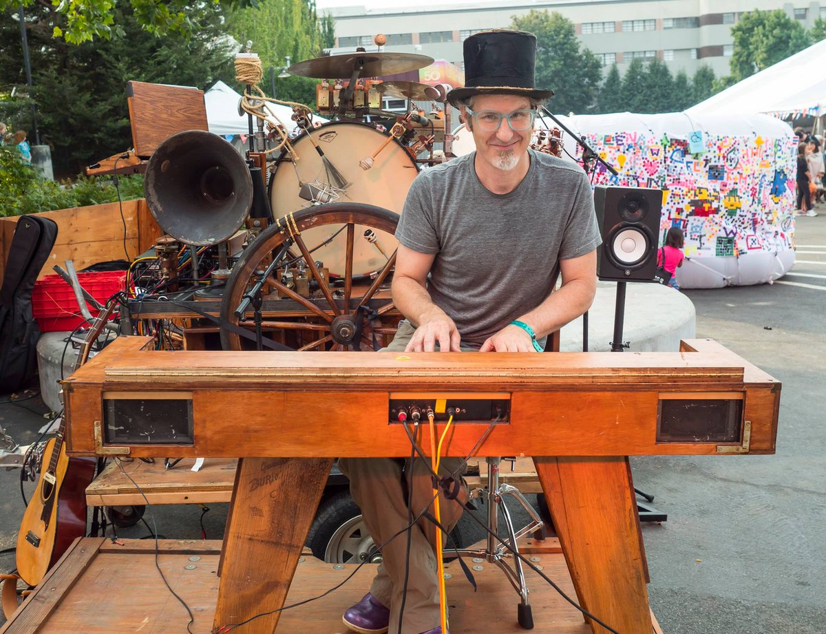 Seattle Mini Maker Faire tweet media
