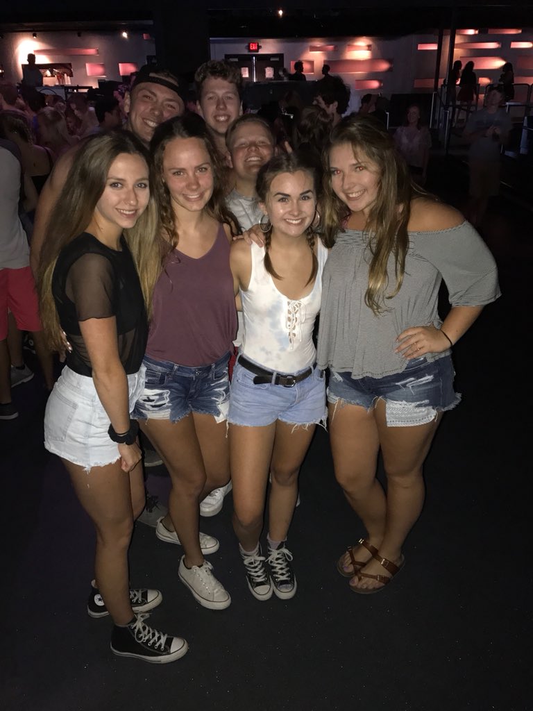 summer!!!!! so happy u can join me in adulthood 🤗 thanks for being the life of the party!! happy bday girl, i love you 😇☀️🎊