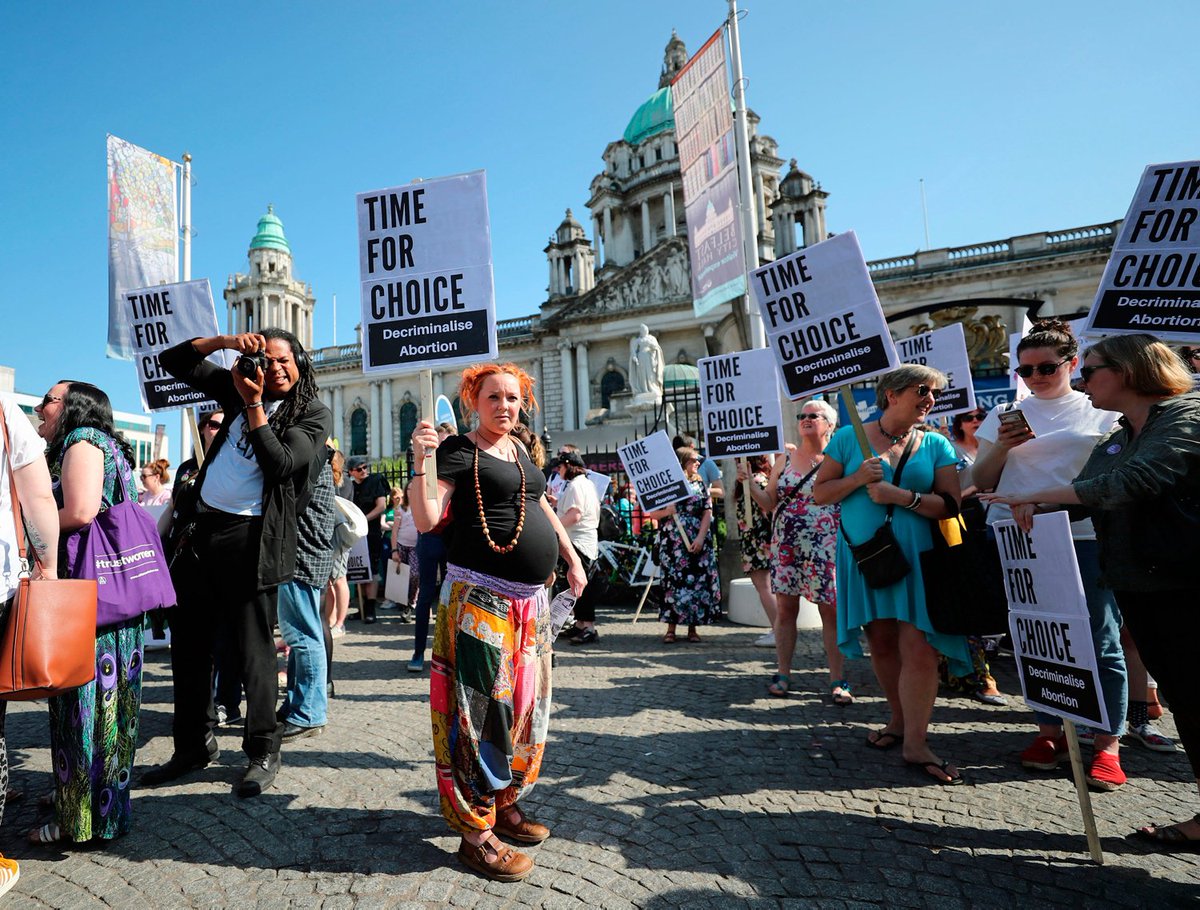 BelTel's tweet photo. Hundreds call for easing of Northern Ireland abortion laws at pro-choice Belfast rally [Photos]
https://t.co/Q8YWcurR2a https://t.co/JibufPCI8f