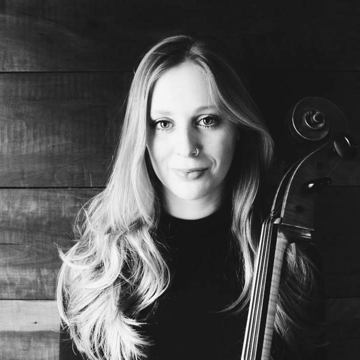 TCMLworkshop's tweet photo. #TCML2018 is excited to welcome cellist Maureen Kelly!!!
Maureen Kelly is a Wisconsin native who now carries her midwestern roots around New York, where she stays busy participating in ensembles such as NYCA Symphony, Fresh Squeezed Opera, Mimesis Ensemble, Loft Opera, and more. https://t.co/6WzF00zeg0