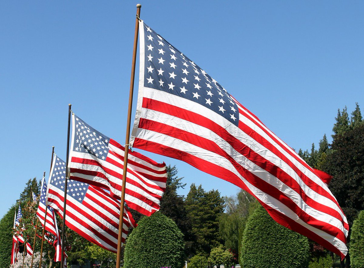 SmartWheelApp's tweet photo. All of us at SmartWheel thank those who have served, and remember those who made the ultimate sacrifice to protect our freedom. #MemorialDay https://t.co/345mvnzUM5