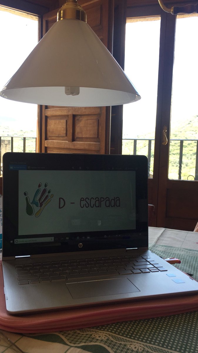 que montón de días sin pasarnos por aquí 🤦🏼‍♀️ aquí estamos trabajando en la última entrega del programa <a href="/ExplorerByX/">Santander X Explorer</a>  y en el diseño de la página ✋🏽💻