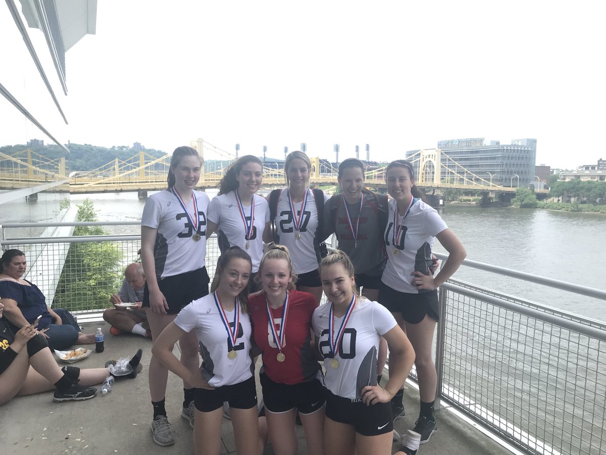 caseyperna's tweet photo. Silver East Coast Volleyball Champions! #IREVA #whirlwindvbc Whirlwind 18 Elite https://t.co/aJTKNTZDk1