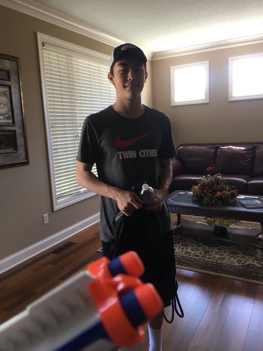 bewarethecesped's tweet photo. This ones for kevin 😩@VictoryRoy_nerf @ERAssassins sorry glis thanks @MagucciMink for the assist and the lovely home #bewarethecesped https://t.co/QhxT1E9JC4