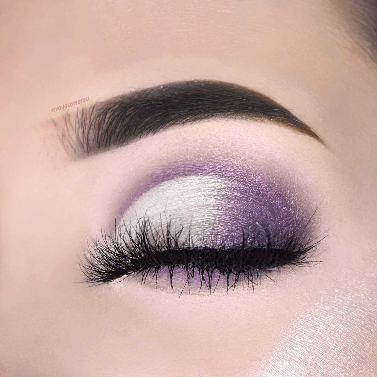 melaketovita's tweet photo. New look using the Creative Cosmetics mineral eyeshadows 💜 #makeup #creativecosmetics #eyelook https://t.co/cLiG7wP99R
