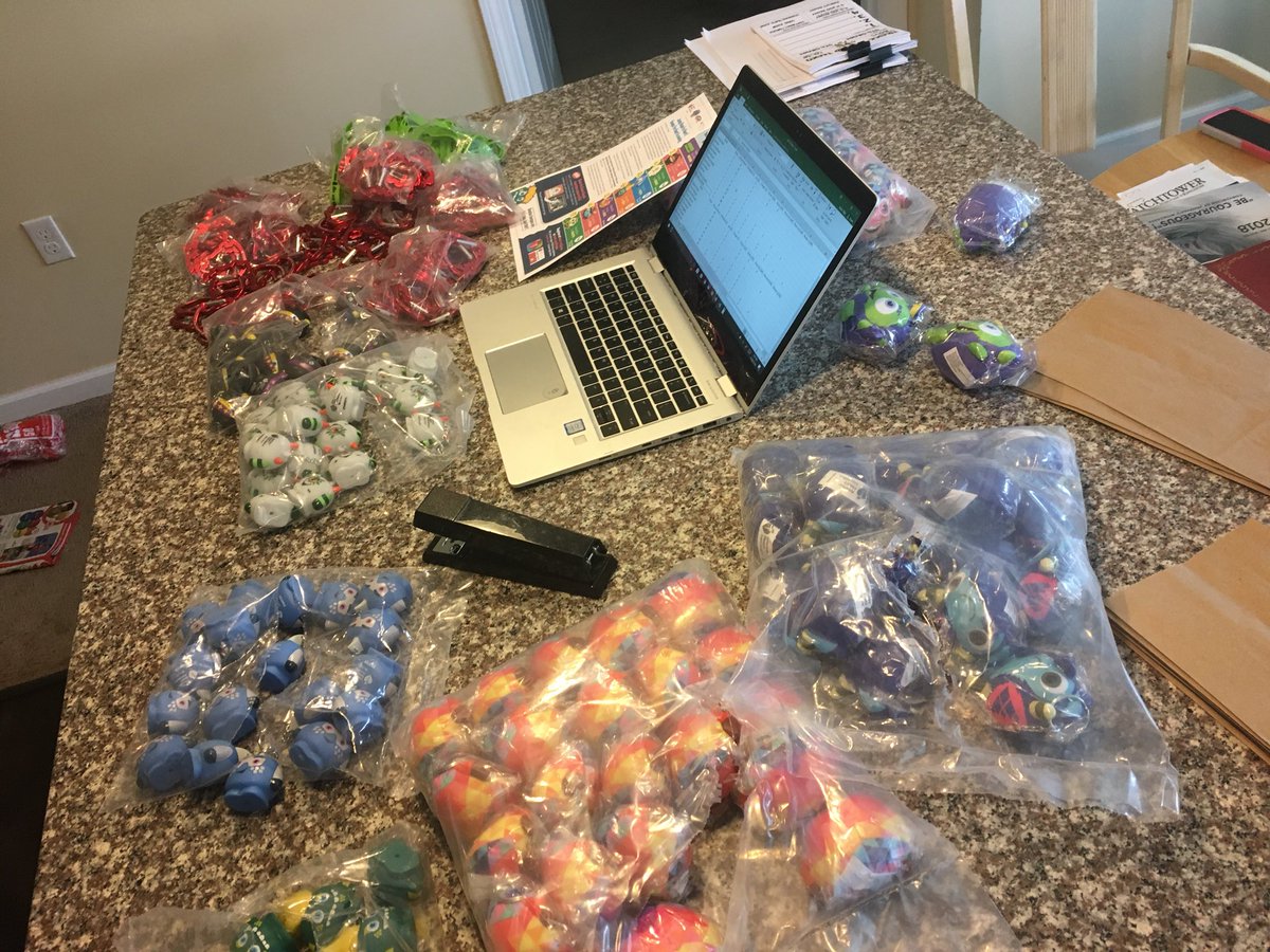 physedreview's tweet photo. It’s @American_Heart Jump Rope For Heart prizes day at my house. #physed #monstersonly https://t.co/Yhr2UmA2ou