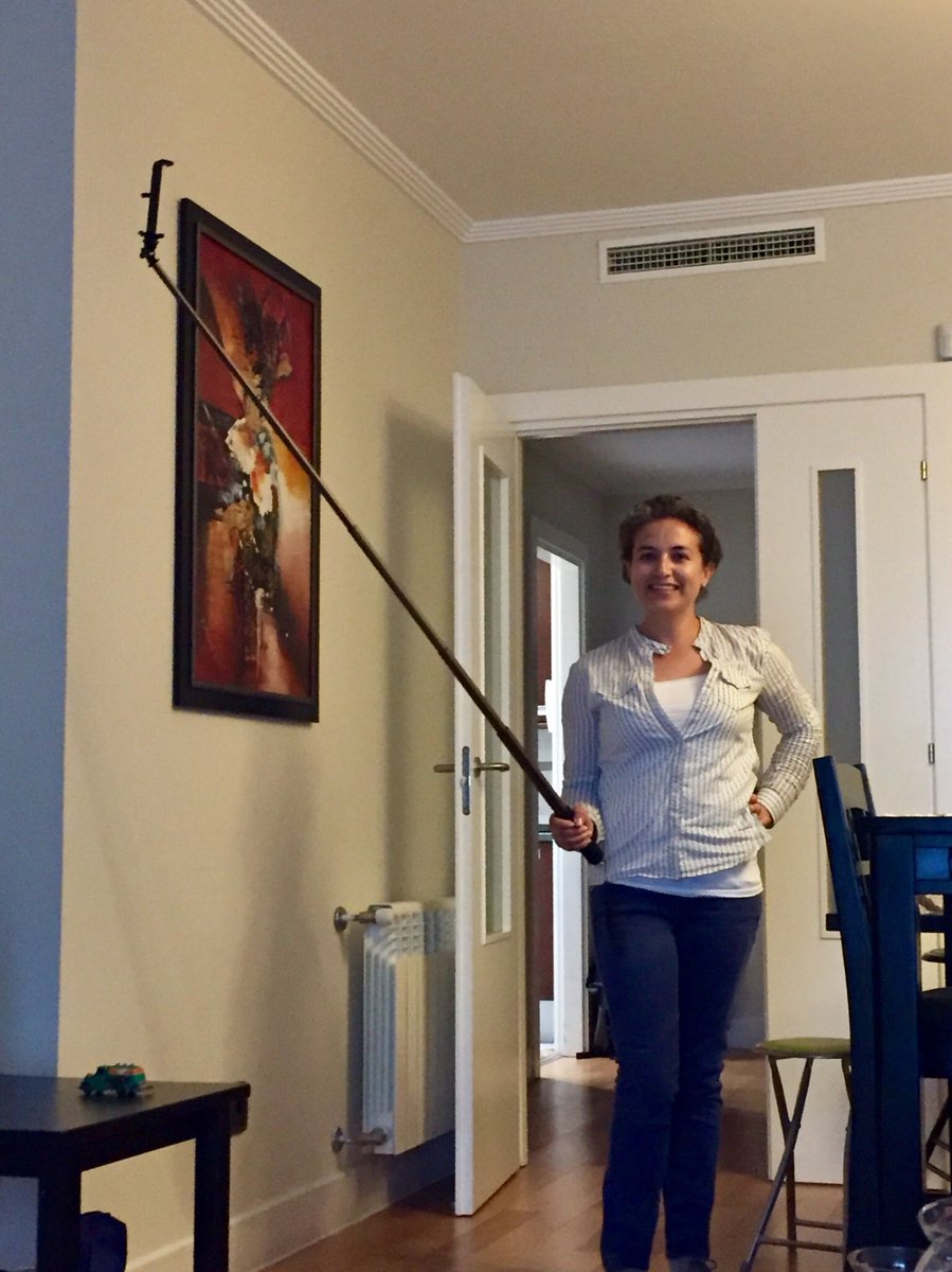 MarioGMSmith's tweet image. When a normal #selfie stick won’t do...

Get yourself an audience stick.

#SelfieTime @mafislee @moni_rizzo #SeriouslySpeaking #MustSeeEverything #QkiPanKK