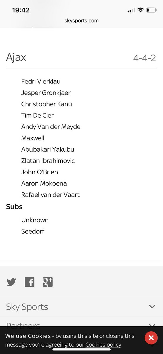 Competition time!!

Calling all #Dutch fans...

Would you like this match worn shirt from my our pre-season friendly against <a href="/AFCAjax/">AFC Ajax</a>? They had an Incredible team in 2002!

To win, all you need to do is FOLLOW me on here and then RT + Like this post!