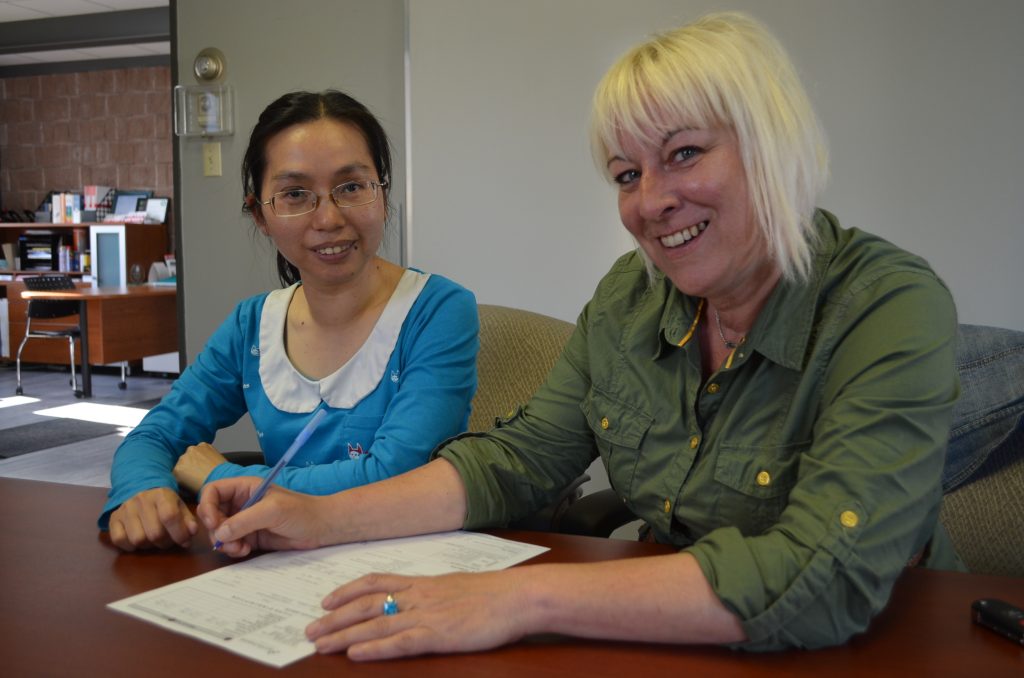 LaNouvelleNet's tweet photo. Immigration : «Il faut aimer et accepter les choses nouvelles» #Immigration #Victoriaville @VilledeVicto #Chine https://t.co/kwPU8WHYaA https://t.co/WrM2yGdsQQ