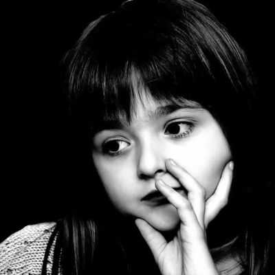 Hiven9's tweet photo. كسار القلب ألم لا يداويه إلا الصمت 💔 https://t.co/JXuK4sPdn3
