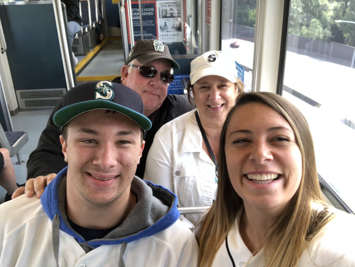 Ali Smith tweet media