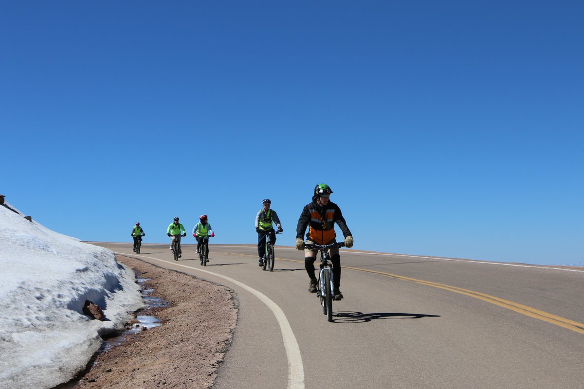 BikePikesPeak's tweet photo. The one and only, Pikes Peak by Bike ride:
https://t.co/74xnoWMyOL
#bestbikingtour #bestbikeguides #funthingstodoincolorado #challengeyourself #bikecolorado #highintherockies π΅π https://t.co/y4CRh4VlLT