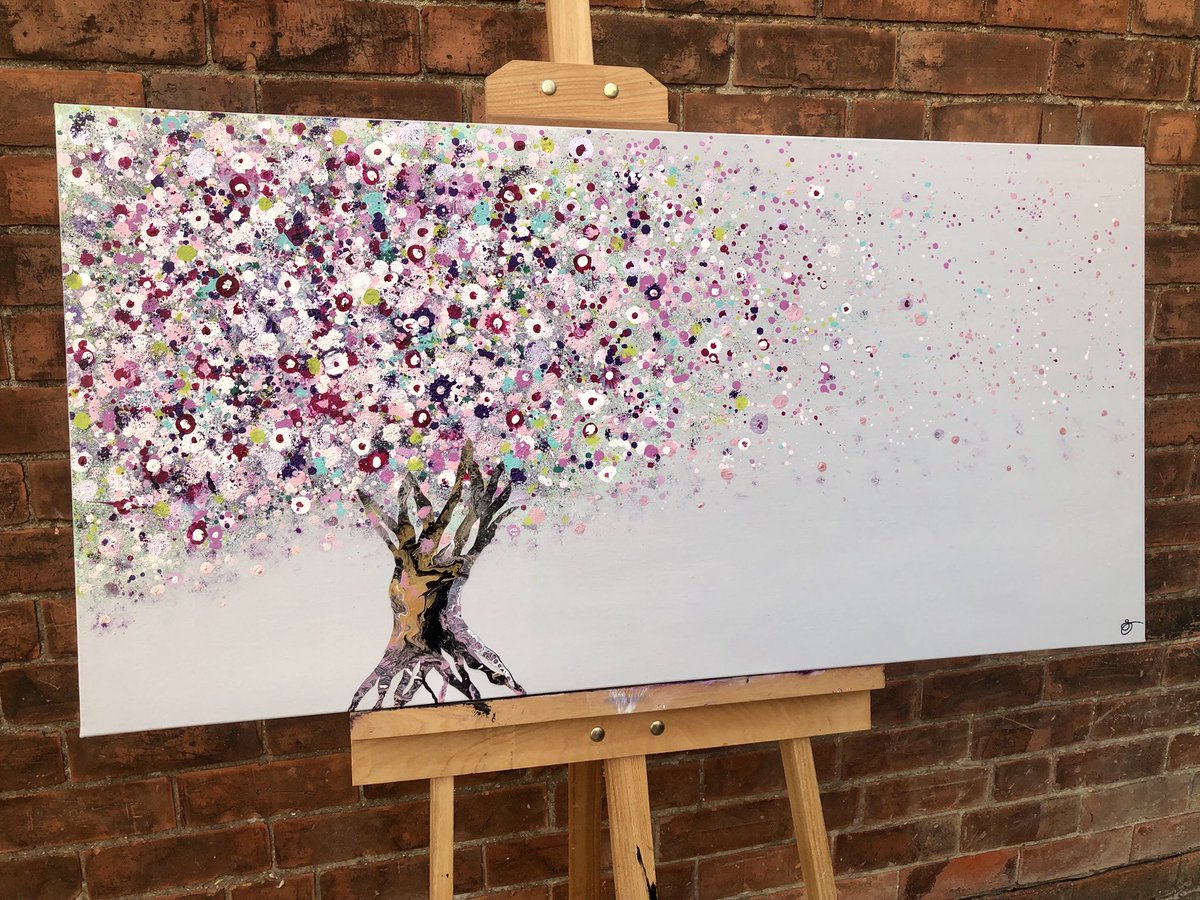LittleDotArt's tweet photo. I wonder if #judidench likes my latest Blossom trees? #MyPassionForTrees #woodland #art #artist #blossom #trees https://t.co/l2dTBxay0m