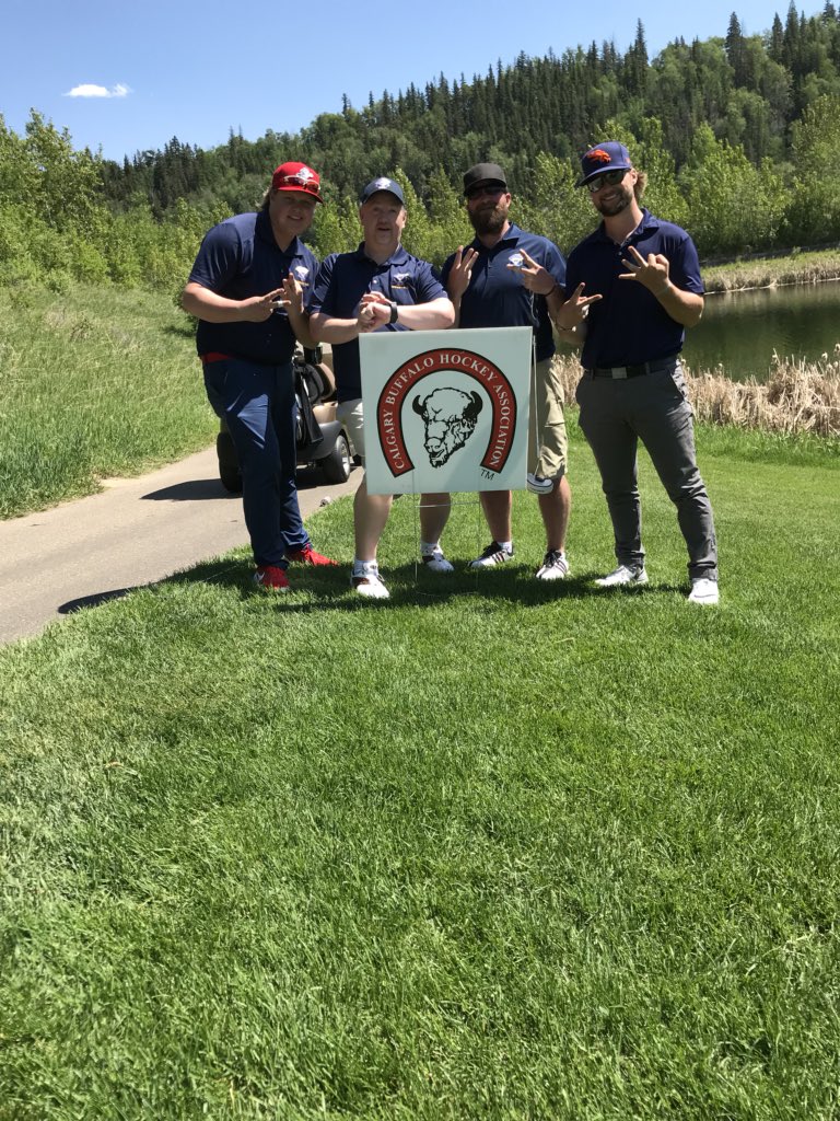 JCorkyy13's tweet photo. Great day at the AMHL tournament! 28 degree! https://t.co/dO5h2gpcuu