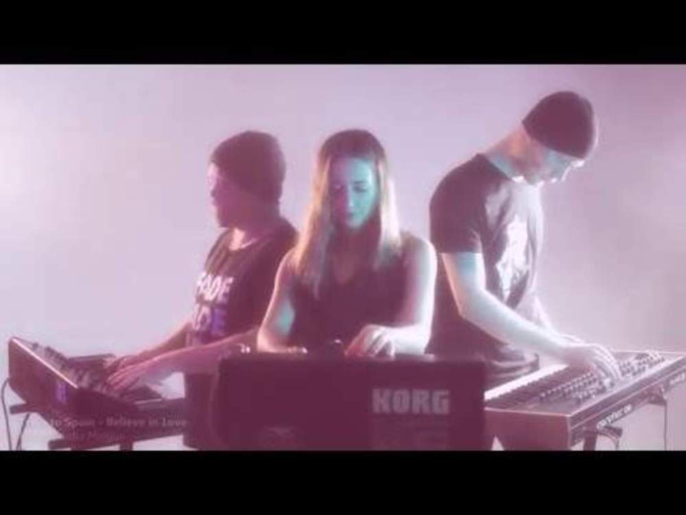 CLIP: TRAIN TO SPAIN - Believe In Love Peek-A-Boo Magazine presents the video clip 'Believe In Love' by TRAIN TO SPAIN. Train to Spain - Believe in Love , Production: Studio motljus ... tinyurl.com/y8dbljrx