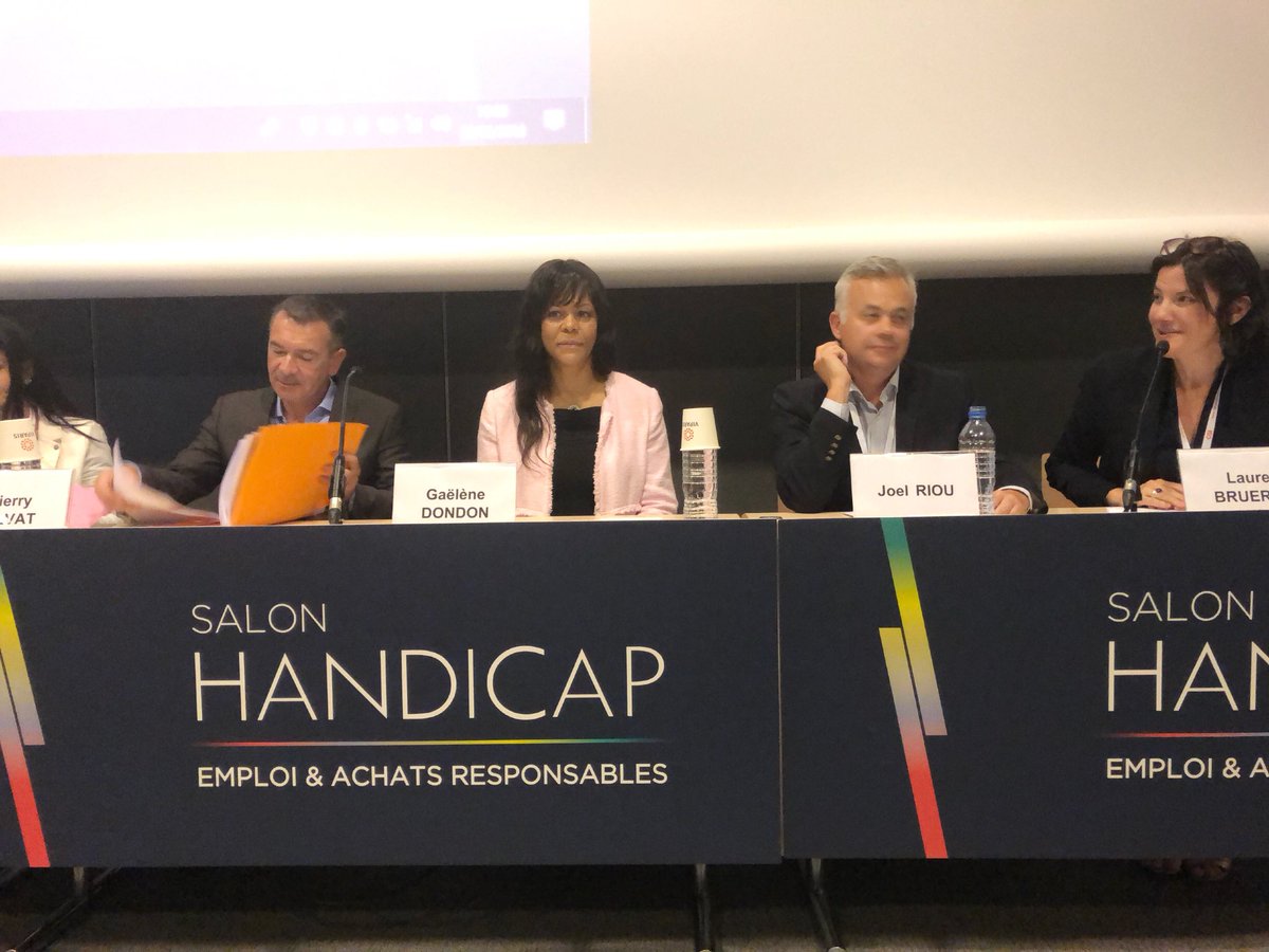 ProDondon's tweet photo. 2018 05 28: La Mission Handicap de l’Agence Française de Développement a participé au salon Handicap, Emploi &amp; Achats responsables à Porte Maillot, Paris https://t.co/y30F0DUUP0