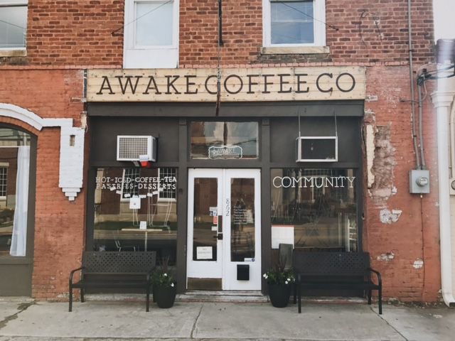 awakecoffeeco's tweet photo. Weither there are 2 or 12 of you, AWAKE is a convenient meeting place to share stories over a good cup of coffee or tea. #drinkcoffeelovepeople https://t.co/6qb4Pbxv8a