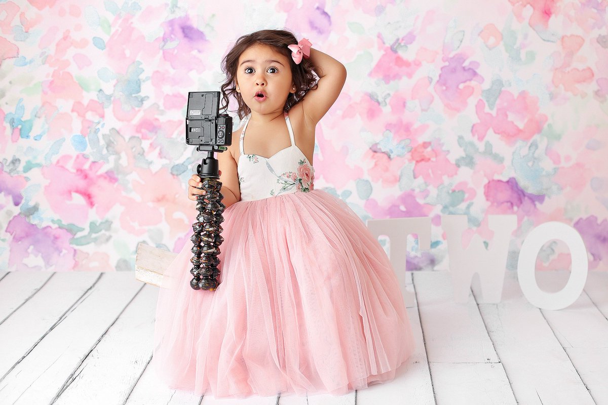 AustinMcbroom's tweet photo. Happy Birthday Elle Lively McBroom 🎈My princess is official 2 !!!!! All I can say is I am the luckiest dad in the world 💙 https://t.co/8qMdnwACUD