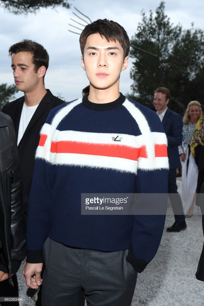 DeTvXUkV4AALo6b.jpg:large