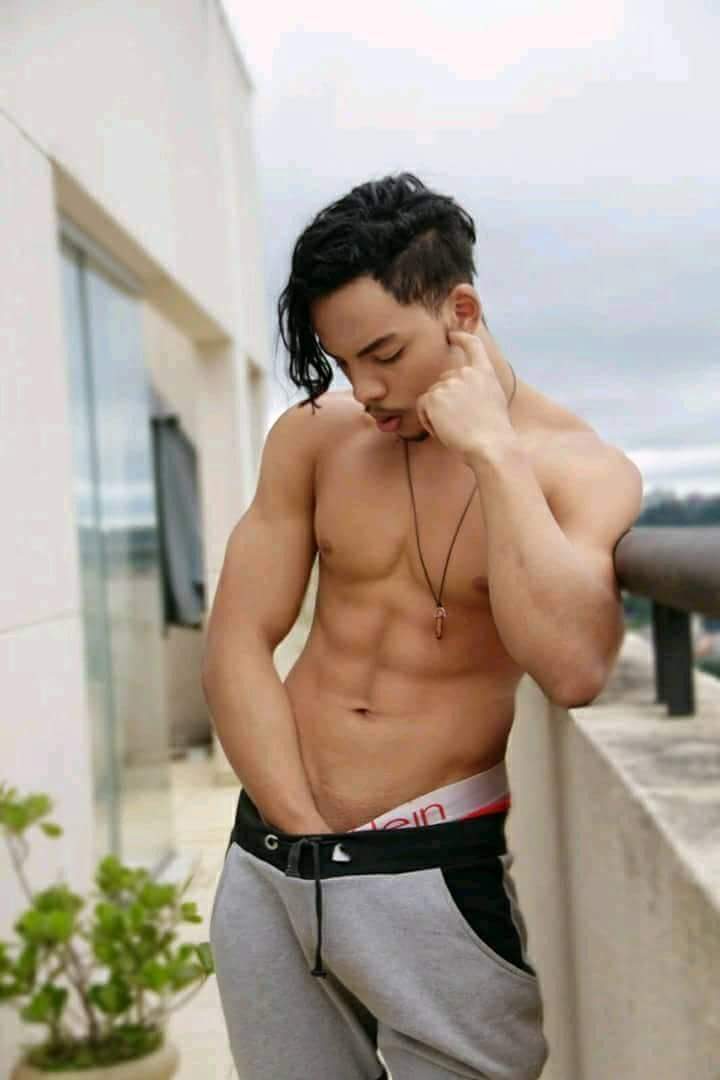 SuSexoGay's tweet photo. @GayBr_ @ErostismoGay @PassivxXx @wwwGayPontoCom @SuSexoGay @DiarioEroticGay @GarotosHotMen @GayCineTv @EntreHomensG @GayNumero1 @ArcoIrisGay_ @TopGayModel @BigGayBrasil @GarotosG_ @AnjuninhoGxxx @xgay69 @MeuDiarioGayy @ErosEseusHomens @DuduGjuninho @ErosGJunior @FanClubeGay https://t.co/GqX6oyqkI5