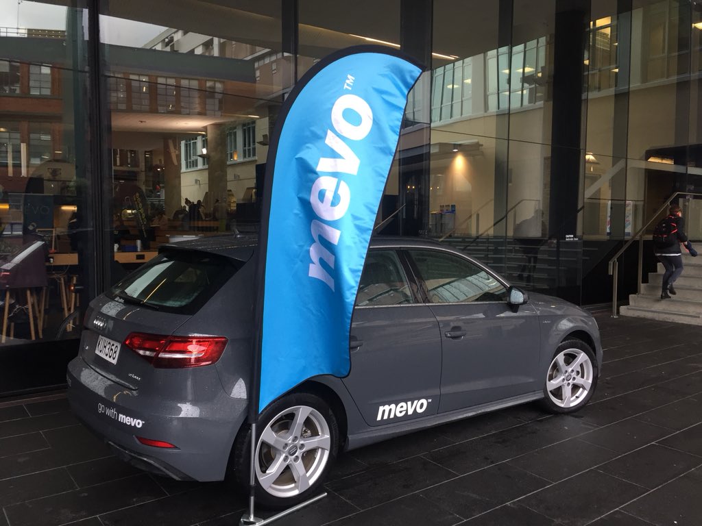 Having an awesome day at #vuwsustainabilityweek with <a href="/themisprintco/">The Misprint Co.</a> and @nudegrocer. Pop on by for some free #Mevo minutes!