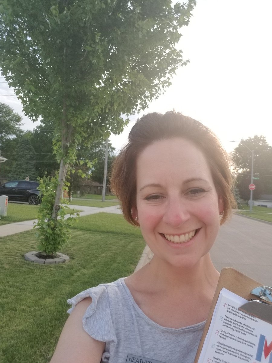 MatsonForHouse's tweet image. It's a humid evening, but I managed to miss the rain! Thanks to everyone  that I spoke with tonight for taking the time to talk and share your stories. Great to see you tonight, Des Moines 1!  #HD38 #InvestInIowansAgain #TeamMatson #HeatherInTheHouse