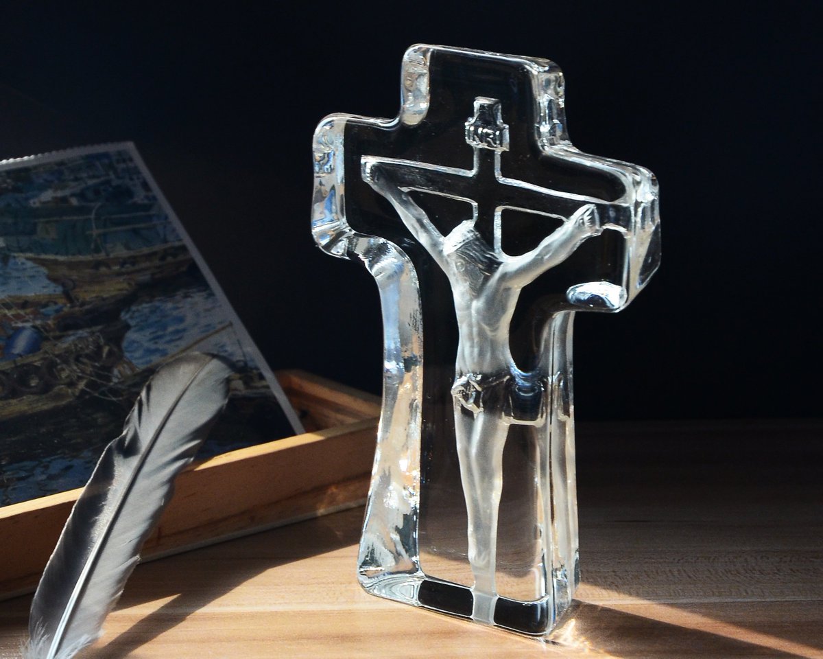 abcde_cn's tweet photo. Crystal Cross https://t.co/JfjlUrrMYv