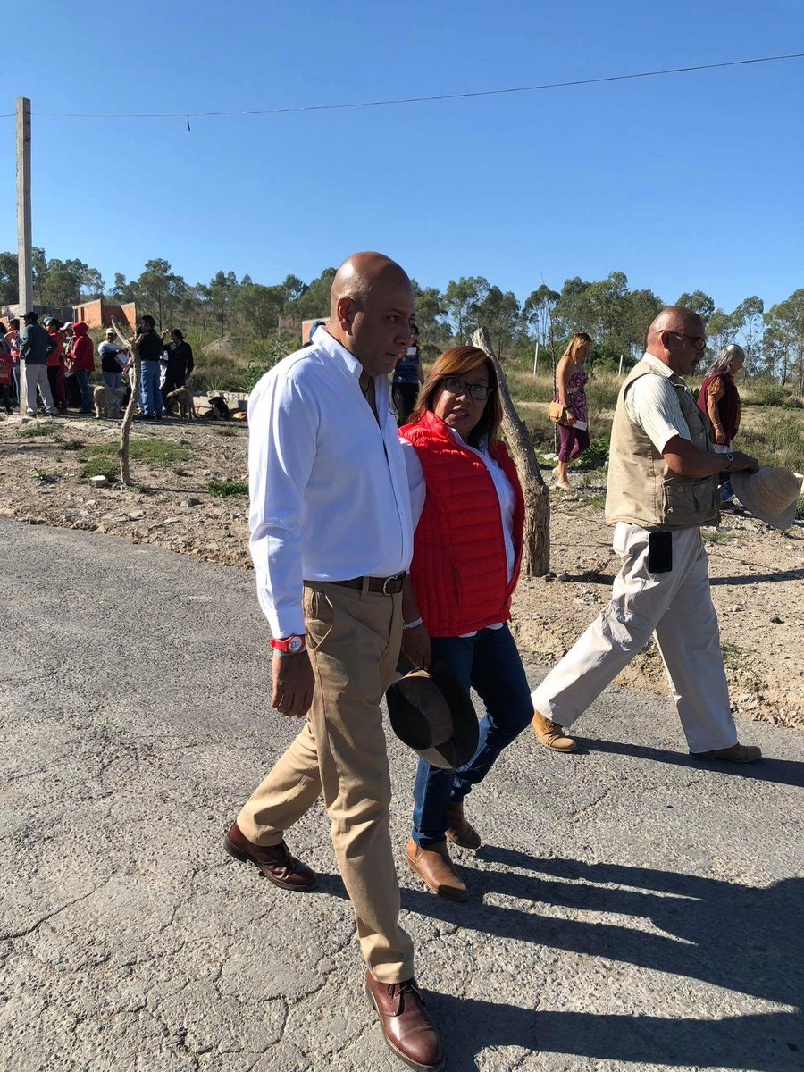nglapaz's tweet photo. Hoy desde muy temprano recorriendo el Seccional 3949 Colonias como Maximo de la Cruz, Lomas de Altavista y Techachaltitla, escuchando las necesidades de esta comunidad, para trabajar en conjunto Contigo.

#NuevaGeneracionLaPaz
#EstoyContigo 
#PriLaPaz
#VamosPorLosCinco https://t.co/zhHLDt7qBP