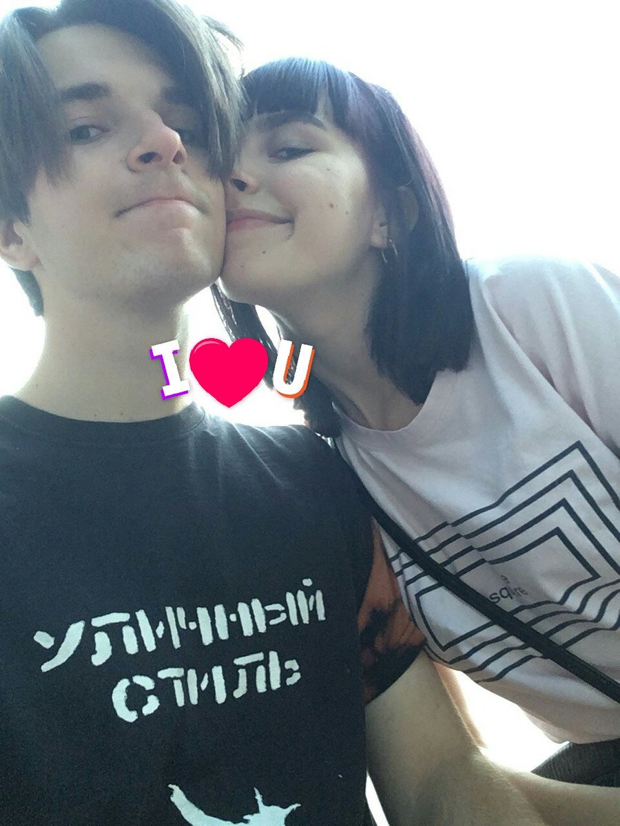 SlavnaDivka's tweet photo. Две моси💖 https://t.co/dLE0udduVa