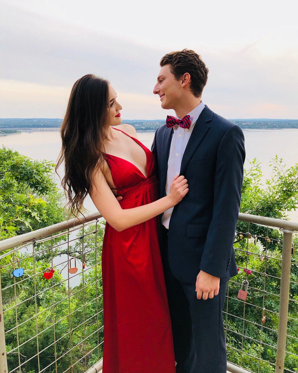 MissRyleePaige's tweet photo. I’ve been dreading this day because today I had to drop you off at the airport. You just left and I miss you more than ever but they say follow your dreams so I booked a flight and I’m coming to Switzerland to be with you for a couple of weeks. ✈️ https://t.co/U3epuMJIfH