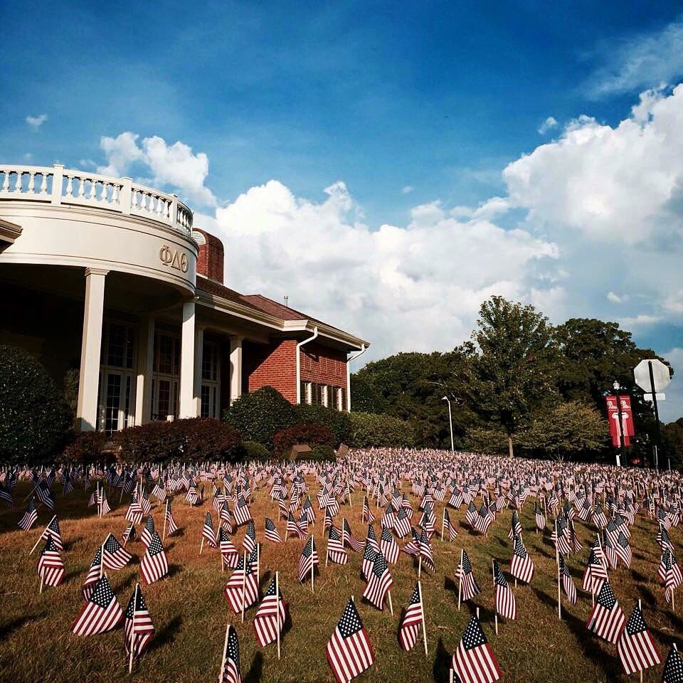 Honoring and remembering those who have died serving the United States of America. Happy Memorial Day. 🇺🇸
