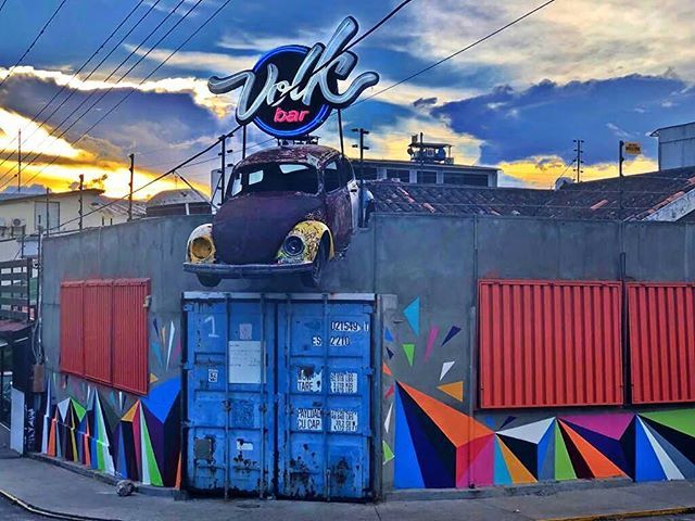 barrumpels's tweet photo. EN CONSTRUCCIÓN..!!! Estamos en los Detalles..!!! #pocosDias  @VolkBar_Sc *En la Esquina con más tradición
* En el Corazón comercial de #SanCristóbal *En #BarrioObrero

Otra opción en la Ciudad, otro Estilo Diseñado para el Buen Gusto

#ArteBar #BarPop  … https://t.co/Gw5LsM0o2X https://t.co/scO5pSHeRY