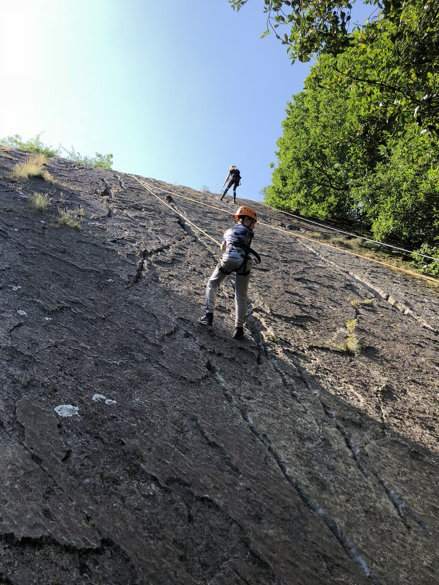 GoostreyScouts's tweet photo. Monday afternoon climbers #skillsforlife #nofear https://t.co/1uaN0dRwfE