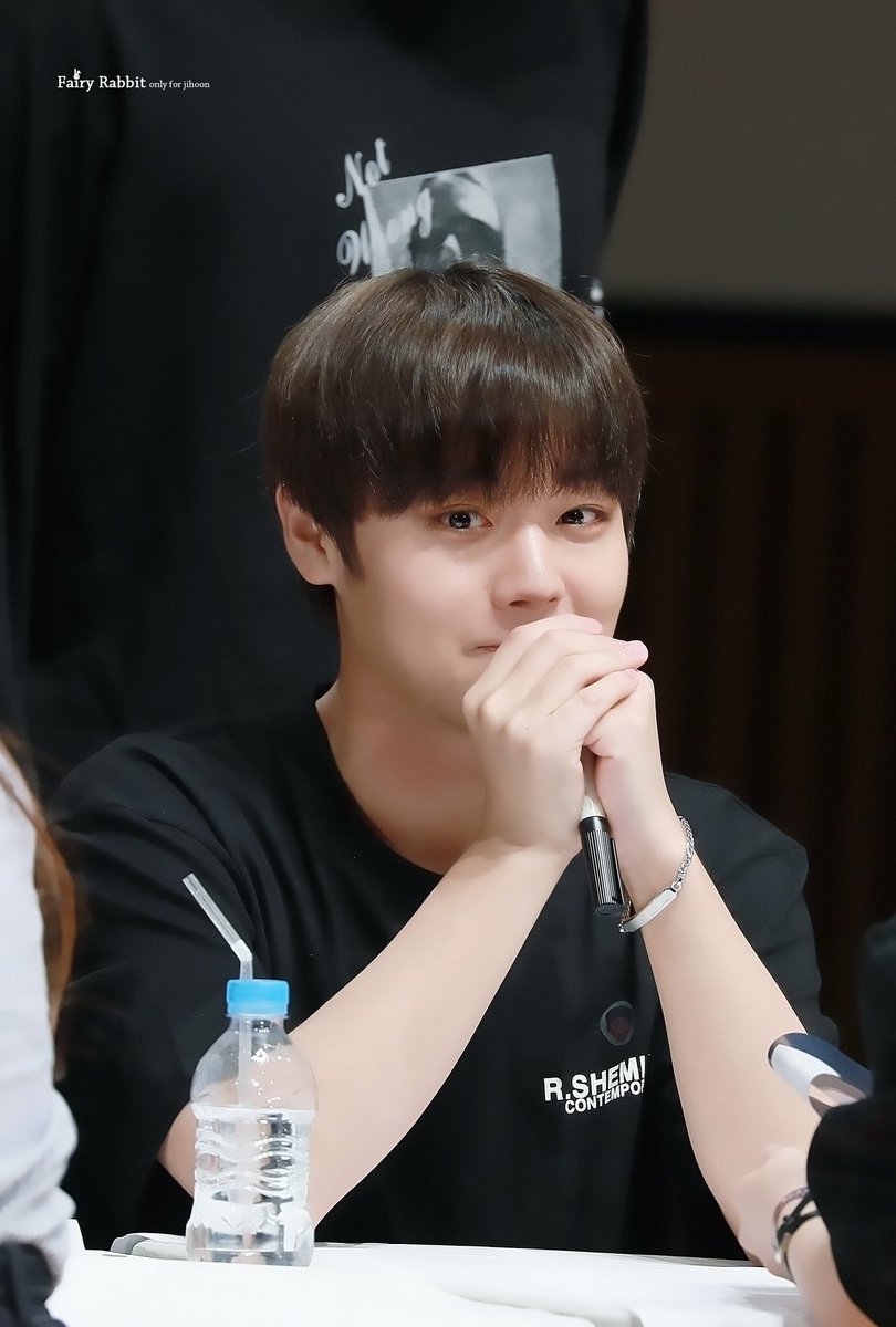 ChaSeHyo17's tweet photo. Happy Birthday to our Winkue boy and Jeojang master Park Jihoon. I hope you will enjoy this precious day 🎉🎉🎉 More birthday to come 😊😊 stay humble and pretty/handsome😂🙈🎉😄 사랑해 윙그 🎉🎉💕💕

#HappyJihoonDay 
#박지훈_생일��하해 https://t.co/3mJlEDvDEE