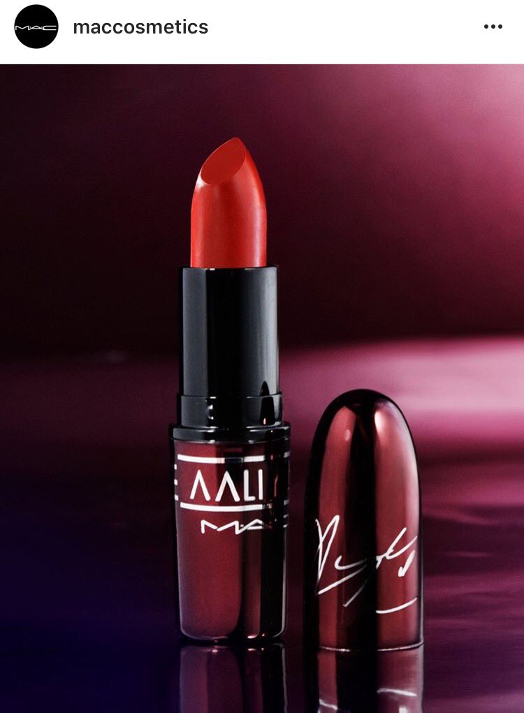 aaliyah's tweet photo. 3 new items revealed, are you guys ready ? #AaliyahForMAC https://t.co/fErCUwkpKX