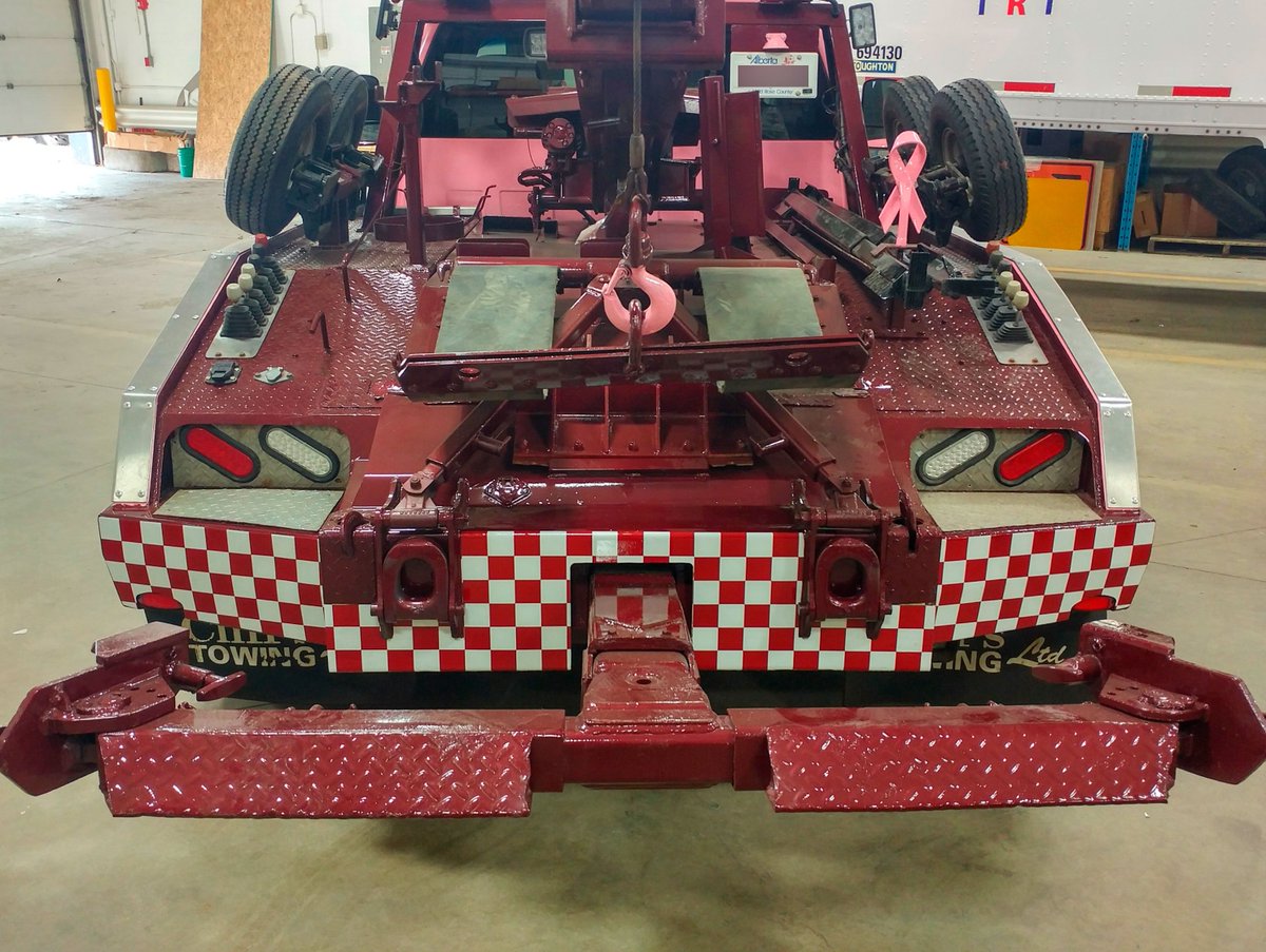 Have you seen this <a href="/CliffsTowing/">Cliffs Transport, Recovery, Towing</a> @BCSC #BubbleGum #Pink Tow Truck out on the #yeg roads? 💕 #CantMissIt! 
#breastcancer #researchmatters
#CGwrap <a href="/ADGraphics_NA/">Avery Dennison GS NA</a> #supreme #film #colourchange &amp; #customprinted #reflective #itsaCGwrap #CGprint #CGinstall