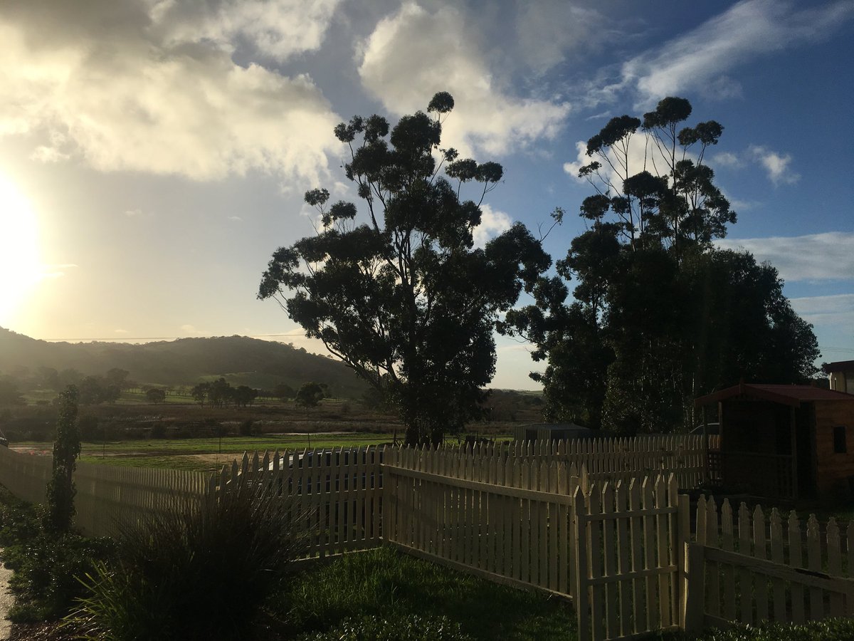 JaneReilly5AA's tweet photo. Shortly Live from Earthquake Central Mt Compass @1395FIVEaa @FIVEaaBreakfast #Earthquakes #mtcompass https://t.co/qvYVqInwiL