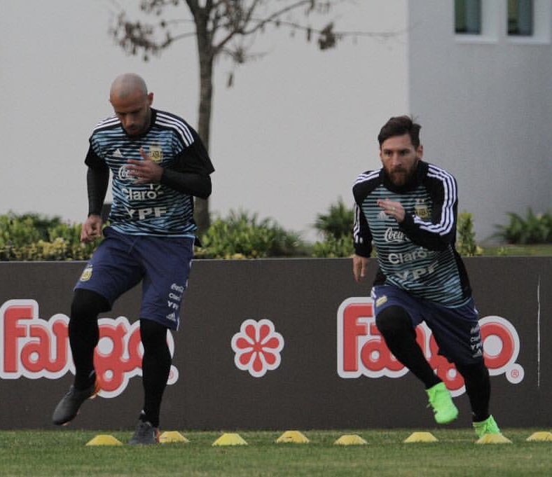WeAreMessi's tweet image. #Messi during today’s training ⚽️🇦🇷 #Russia2018 #WeAreMessi