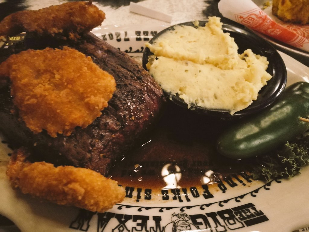 metalplant's tweet image. 18ozの肉を食べました
#thebigtexan