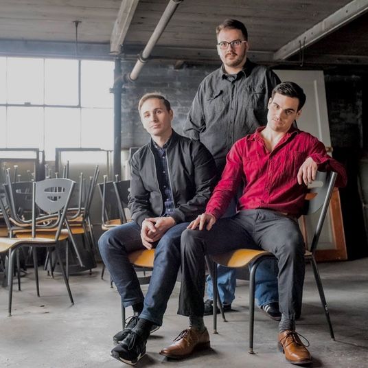 CoolCleveland's tweet photo. Cleveland Rock Trio Bro Dylan Debuts New EP at the Beachland Tavern https://t.co/yi1IVUD3aj Fri 6/1 @ 8:30PM Bro Dylan is relatively new to @brodylanmusic @BeachlandCLE https://t.co/5XIMVtGV9N